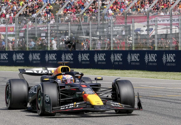 Max Verstappen logra en Imola su quincuagésima novena victoria
