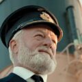 Muere Bernard Hill, actor que dio vida al capitán Smith en “Titanic”, a los 79 años