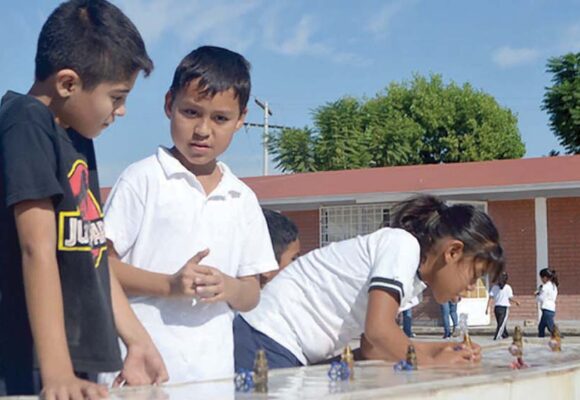 Calor “truena” transformadores en las escuelas de Coahuila