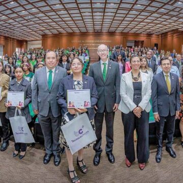 Autónoma Mexiquense promueve vocaciones profesionales entre estudiantado femenino