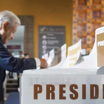 Emitió López Obrador su último voto como Presidente