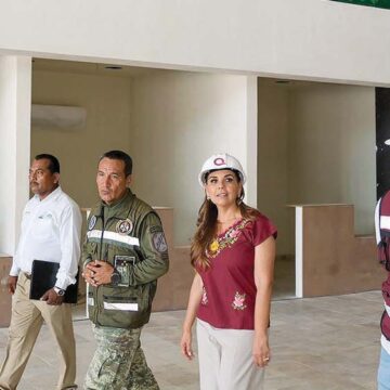 Mara Lezama supervisa obras de la estación del Tren Maya en Chetumal