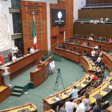 Eliminan pensiones vitalicias a magistrados de Guerrero