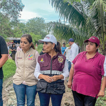 Familias afectadas de Bacalar reciben apoyos del gobierno