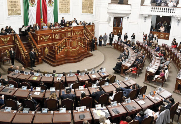 Tras reparto de comisión en Congreso de CDMX, Morena es mayoría