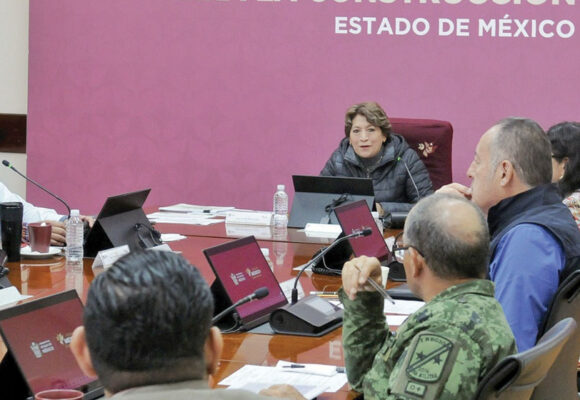 Delfina Gómez da seguimiento a los planes de ayuda en municipios afectados por las lluvias