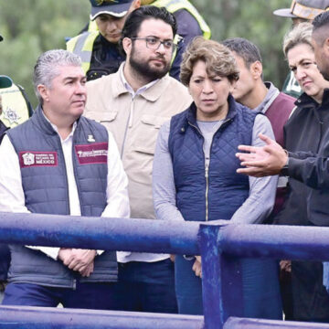 Se reúne Delfina Gómez con familias afectadas en Naucalpan