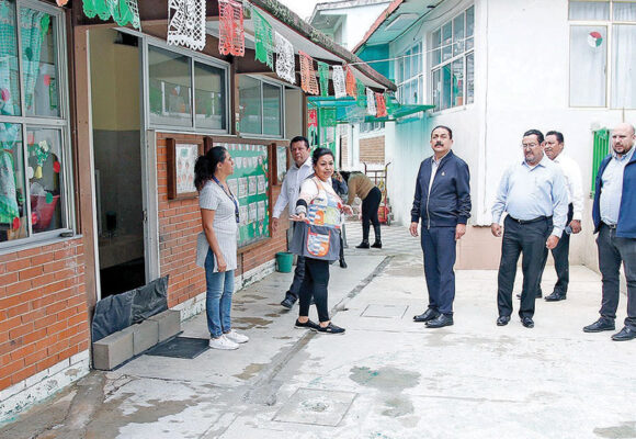 Escuelas afectadas en Naucalpan implementarán clases a distancia