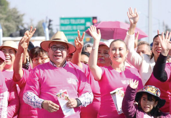 Buscan crear conciencia sobre cáncer de mama en Zinacantepec