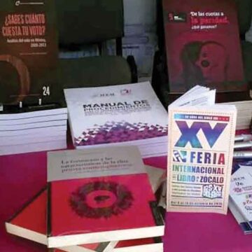 Presente el IEEM en la Feria Internacional del Libro del Edoméx 2024