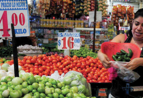 Aumentó la inflación 4.69% en la primera quincena de octubre: INEGI