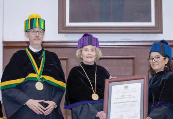 Entrega UAEMéx a Martha Craven Nussbaum el Doctorado Honoris Causa